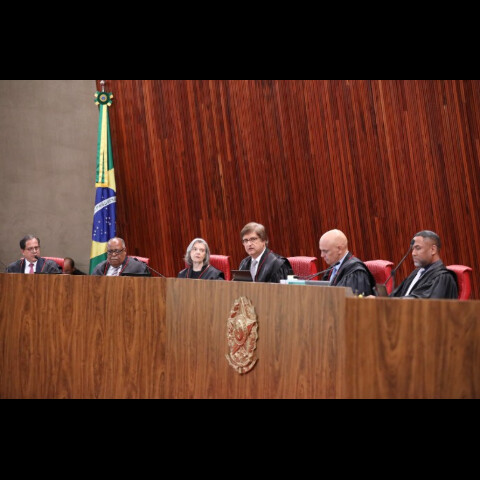 CASSAÇÃO DE DALLAGNOL: SITUAÇÃO PARADOXAL CRIADA PELO CIENTIFICISMO JURÍDICO