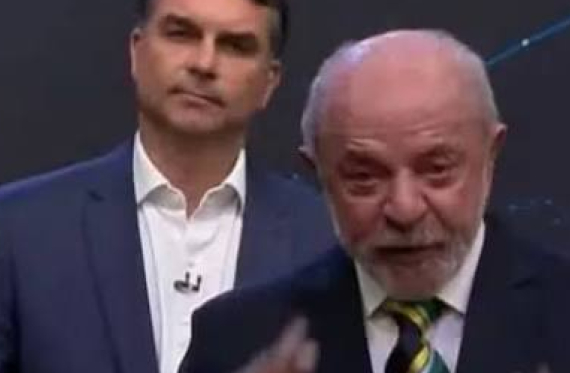 O FIM DE UMA FARSA